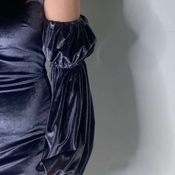 NBD Dee Dee Black Velvet One-Shoulder Mini Dress Puff Sleeve Party Cocktail - Picture 5 of 11